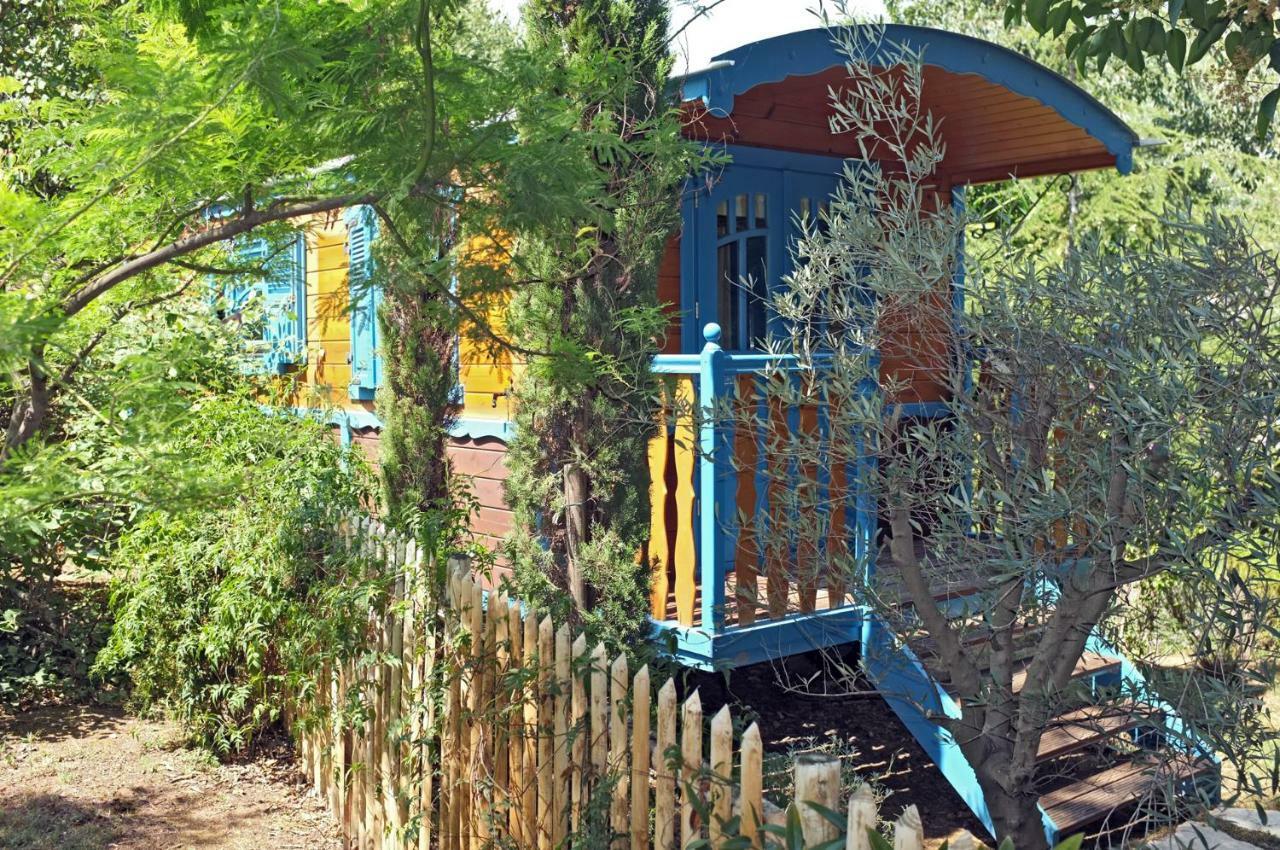Roulotte De Charme Villa Grasse Eksteriør bilde